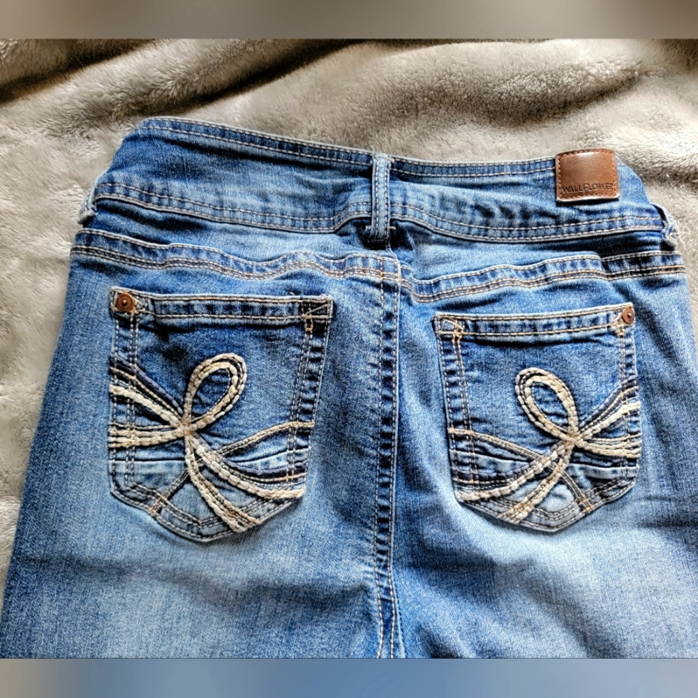 Wallflower jean